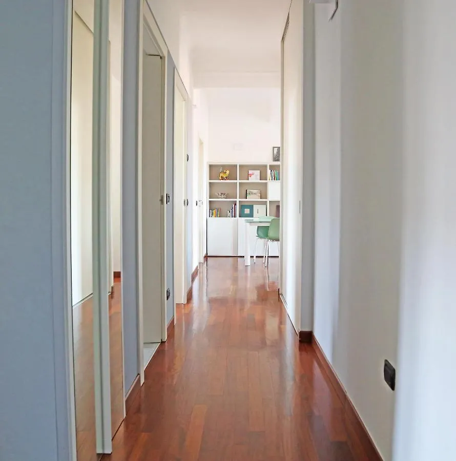 Cittastudi Elegant Bright House Apartment Milan